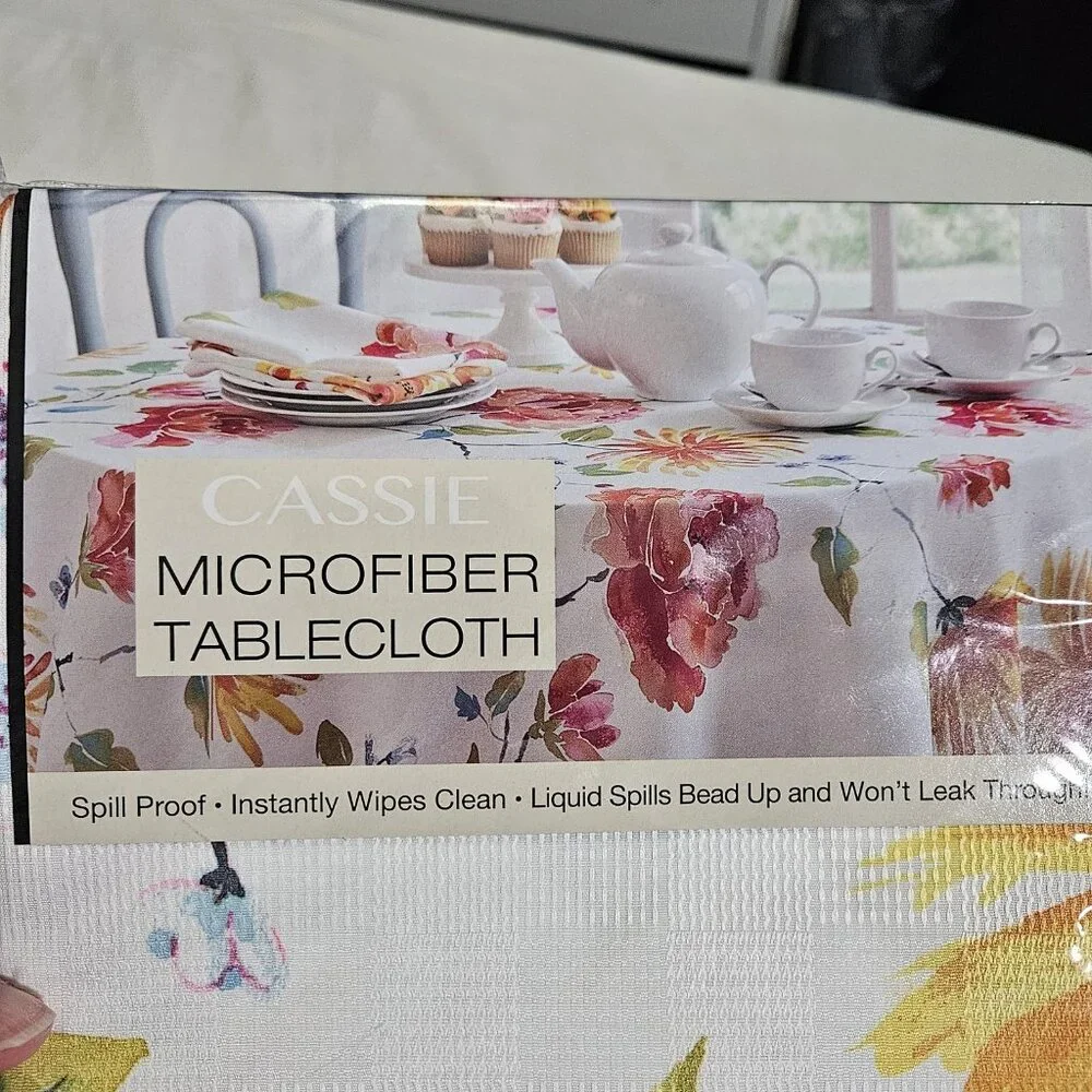 Microfiber Tablecloth Linen 60x84 Oval Cassie Floral White Yellow Waterproof
